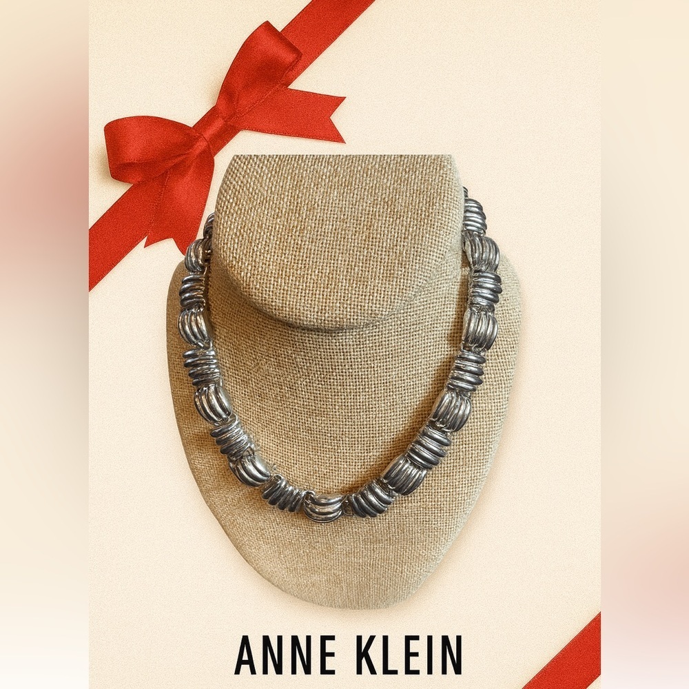 Anne Klein Silver Statement Chunky Necklace 15” Toggle Clasp